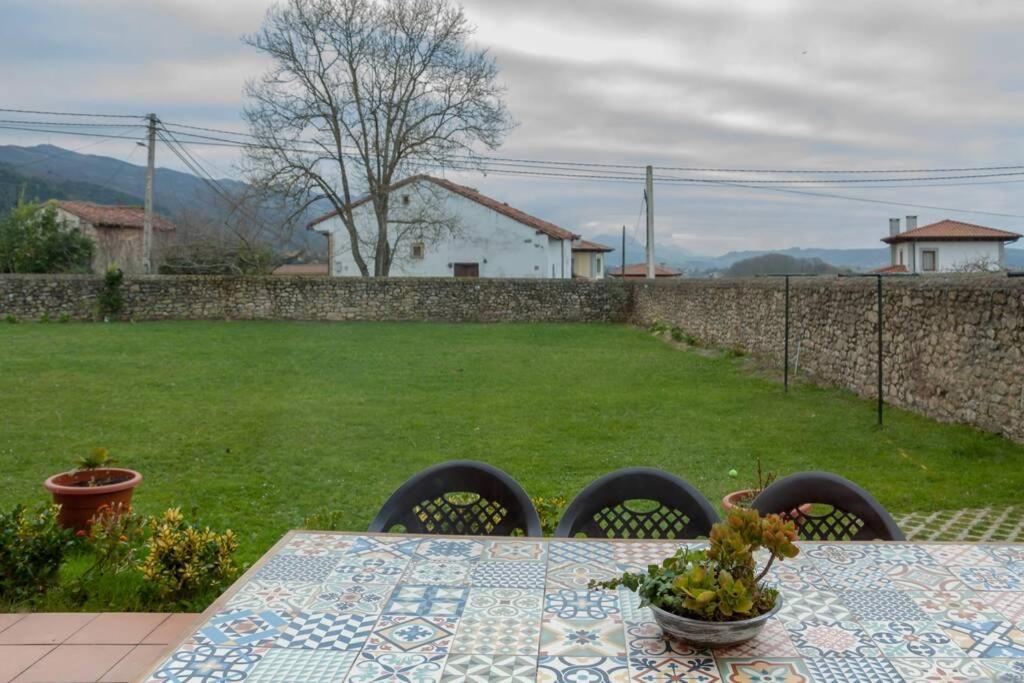 Villa La Casona de la Bisa Colombres Exterior foto